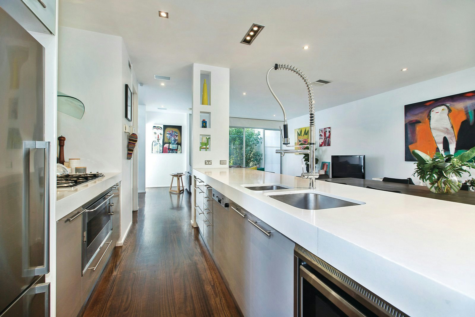 3 Moubray Street, Albert Park, VIC