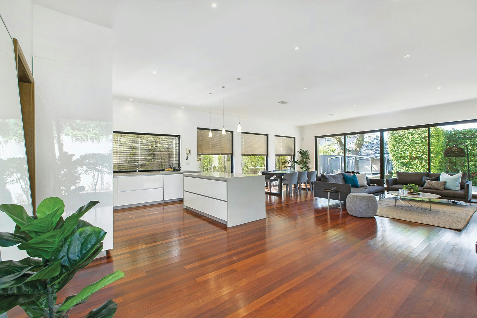 24 Marshall Avenue, Kew, VIC