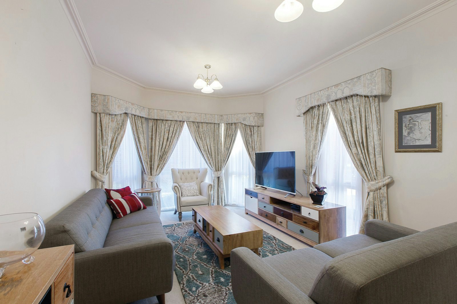 2/6 Glencairn Avenue, Camberwell, VIC