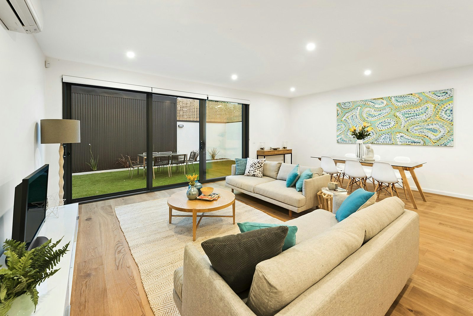 12 Nelson Street, Port Melbourne, VIC