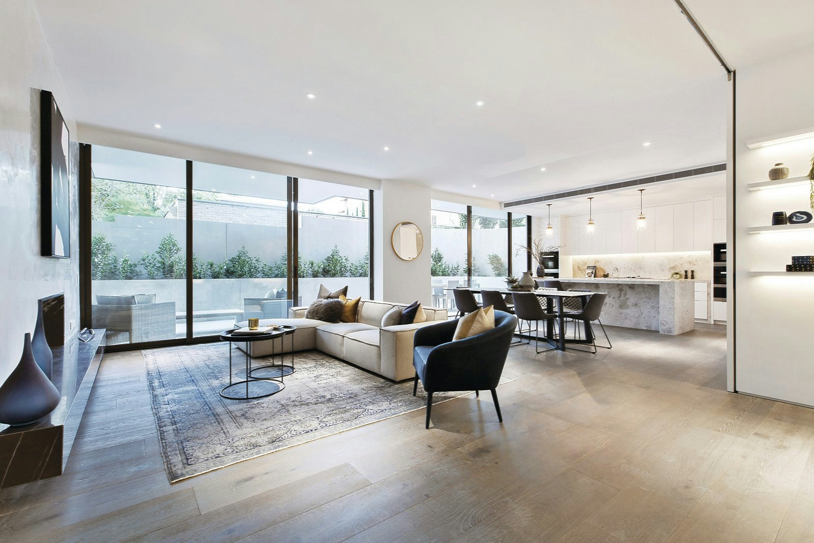 1/14A Woorigoleen Road, Toorak, VIC