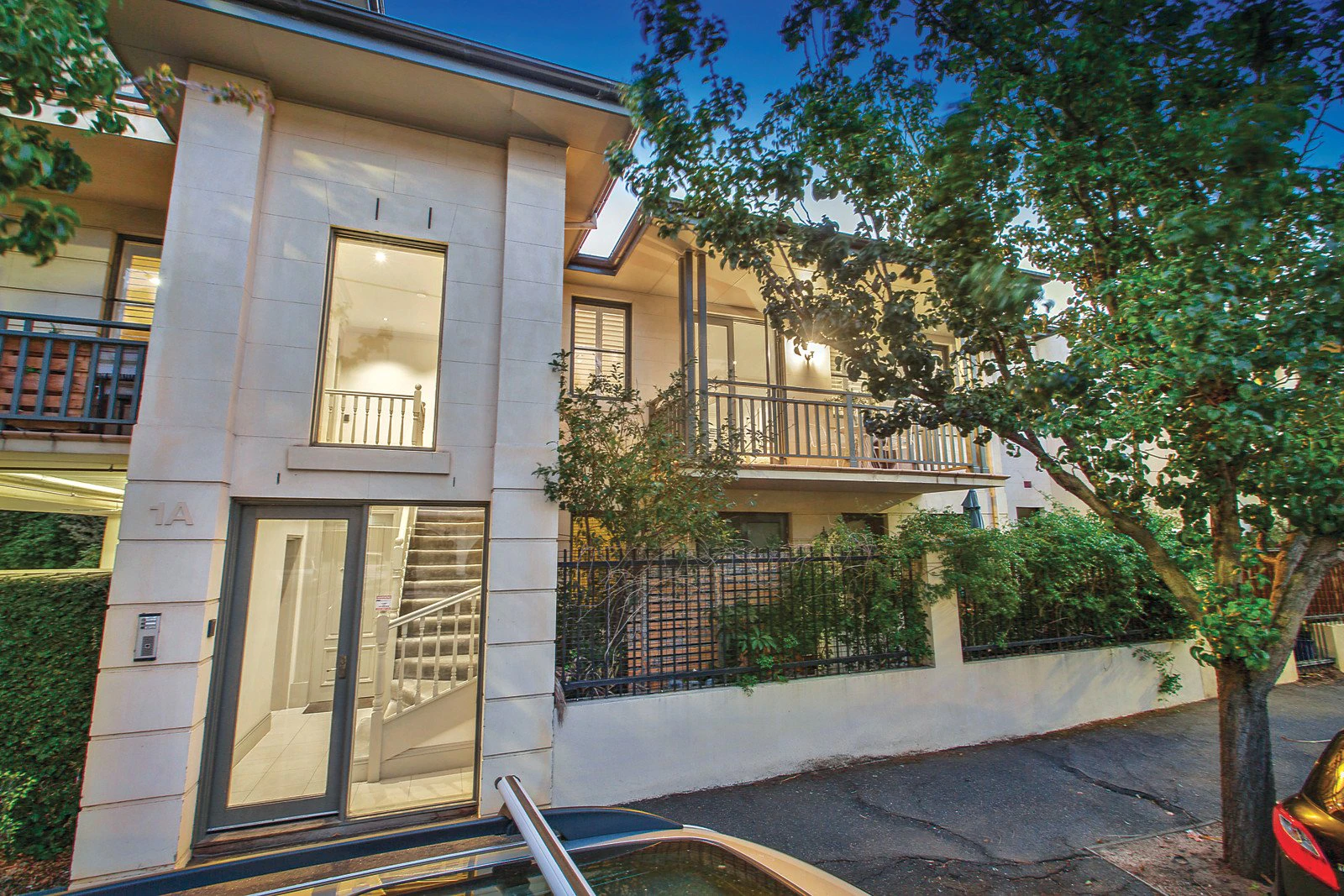 2/1a Hartpury Avenue, Elwood, VIC