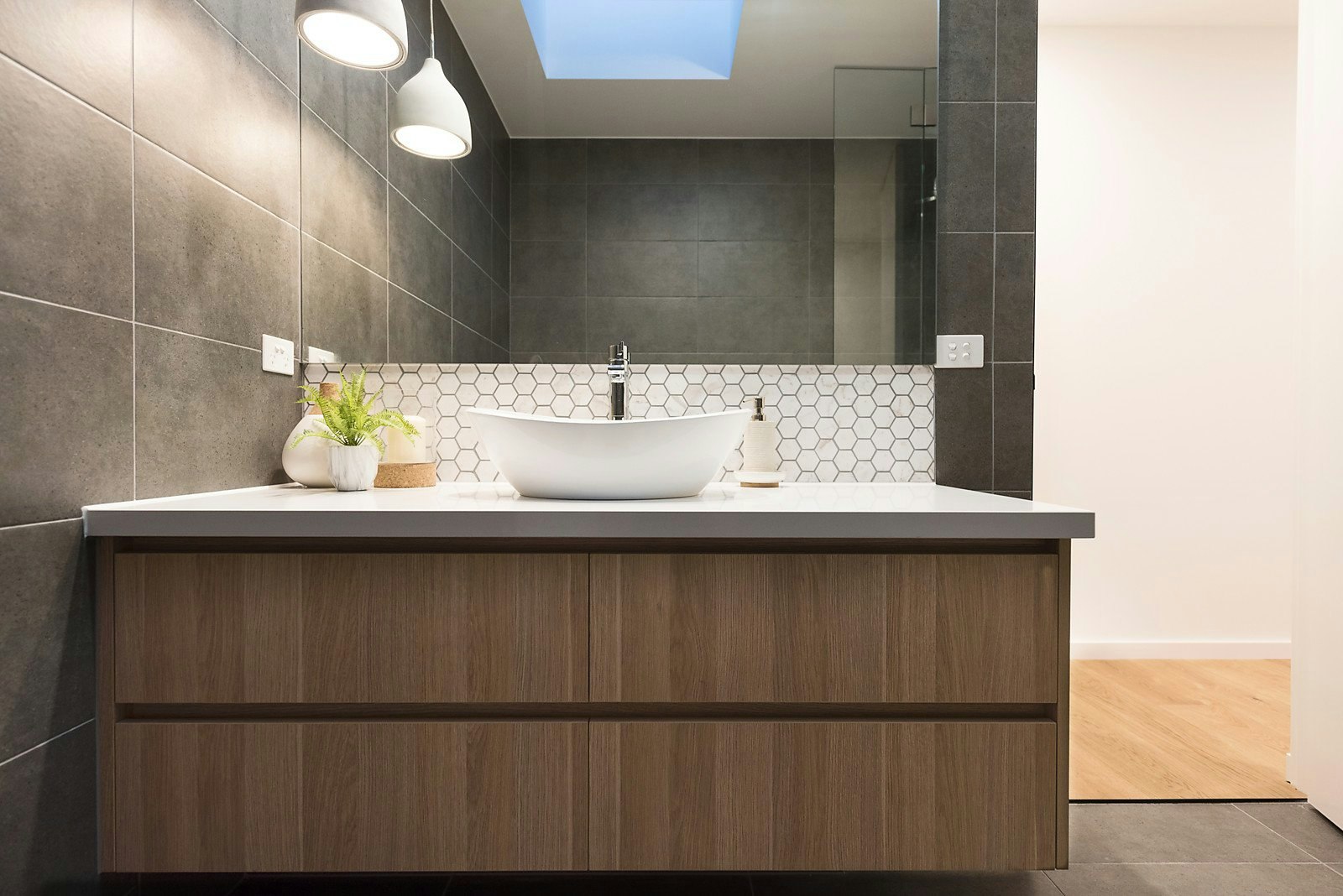 12 Nelson Street, Port Melbourne, VIC