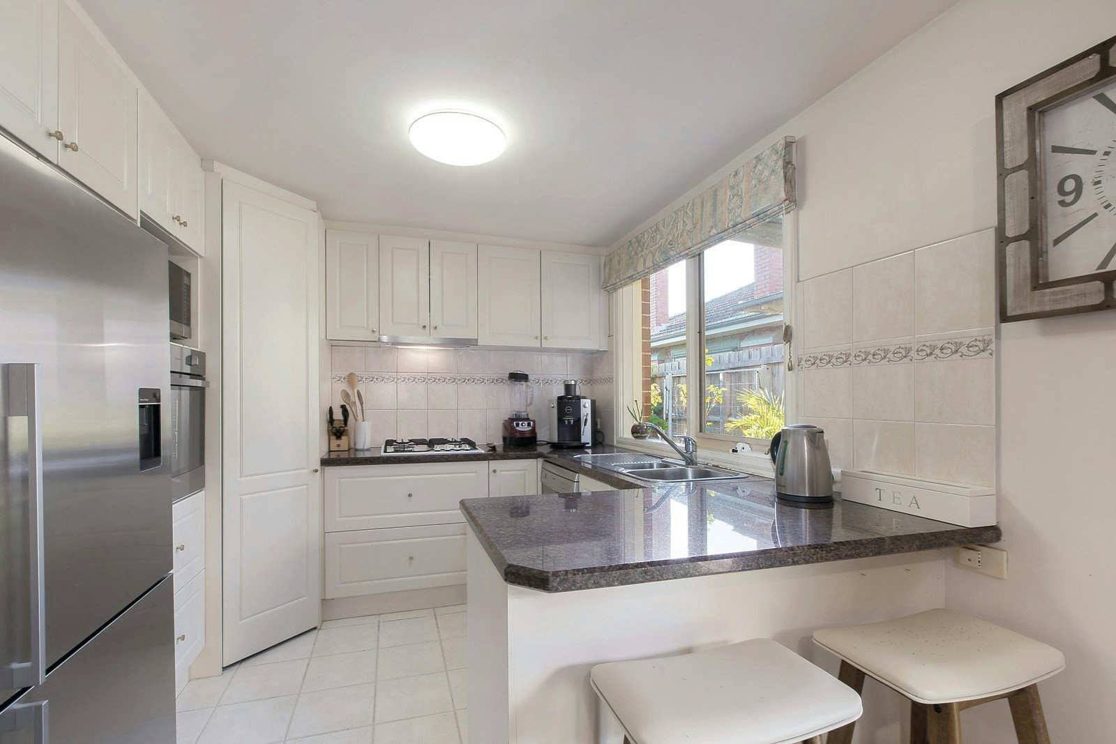 2/6 Glencairn Avenue, Camberwell, VIC