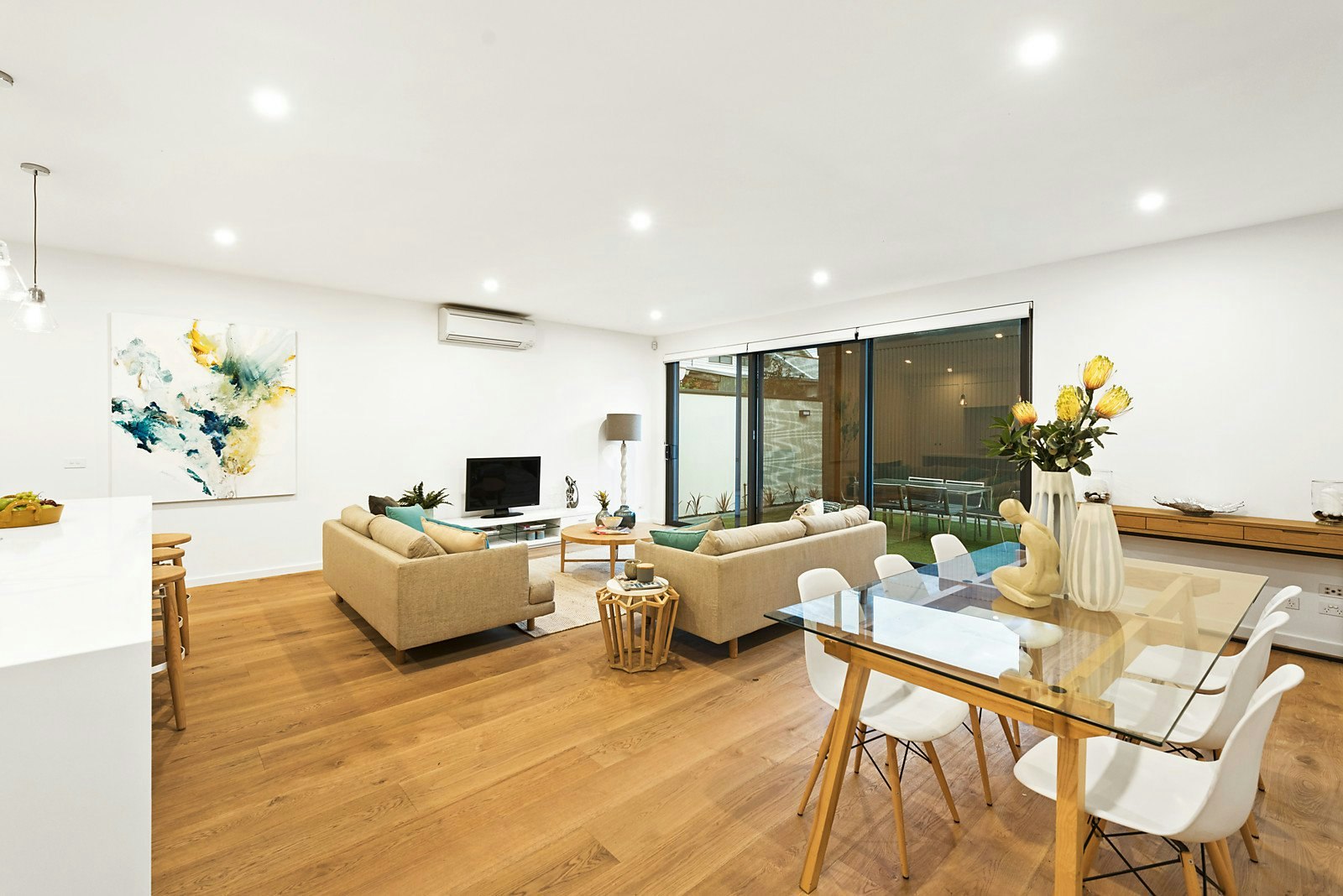 12 Nelson Street, Port Melbourne, VIC