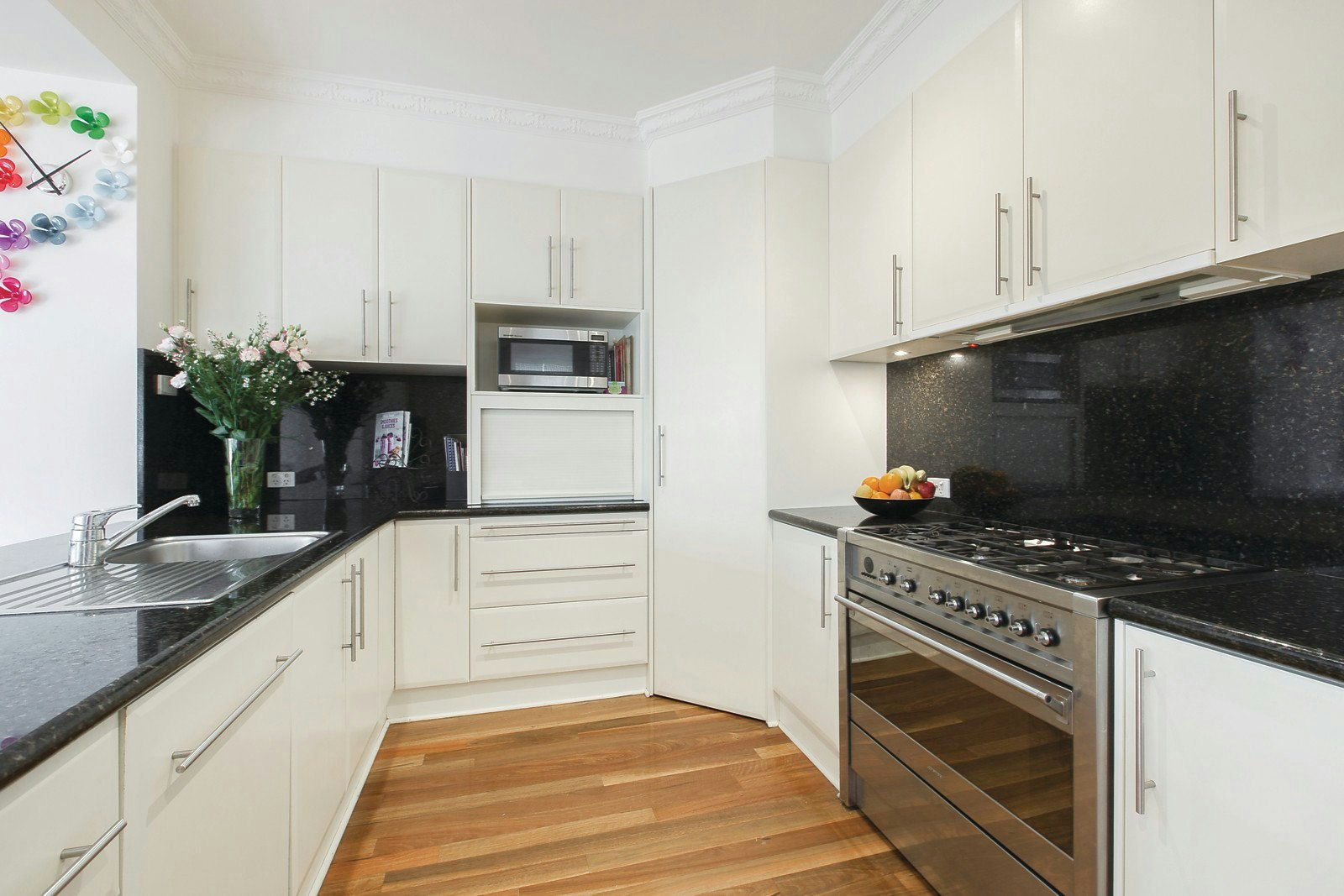 13 Edwards Avenue, Port Melbourne, VIC