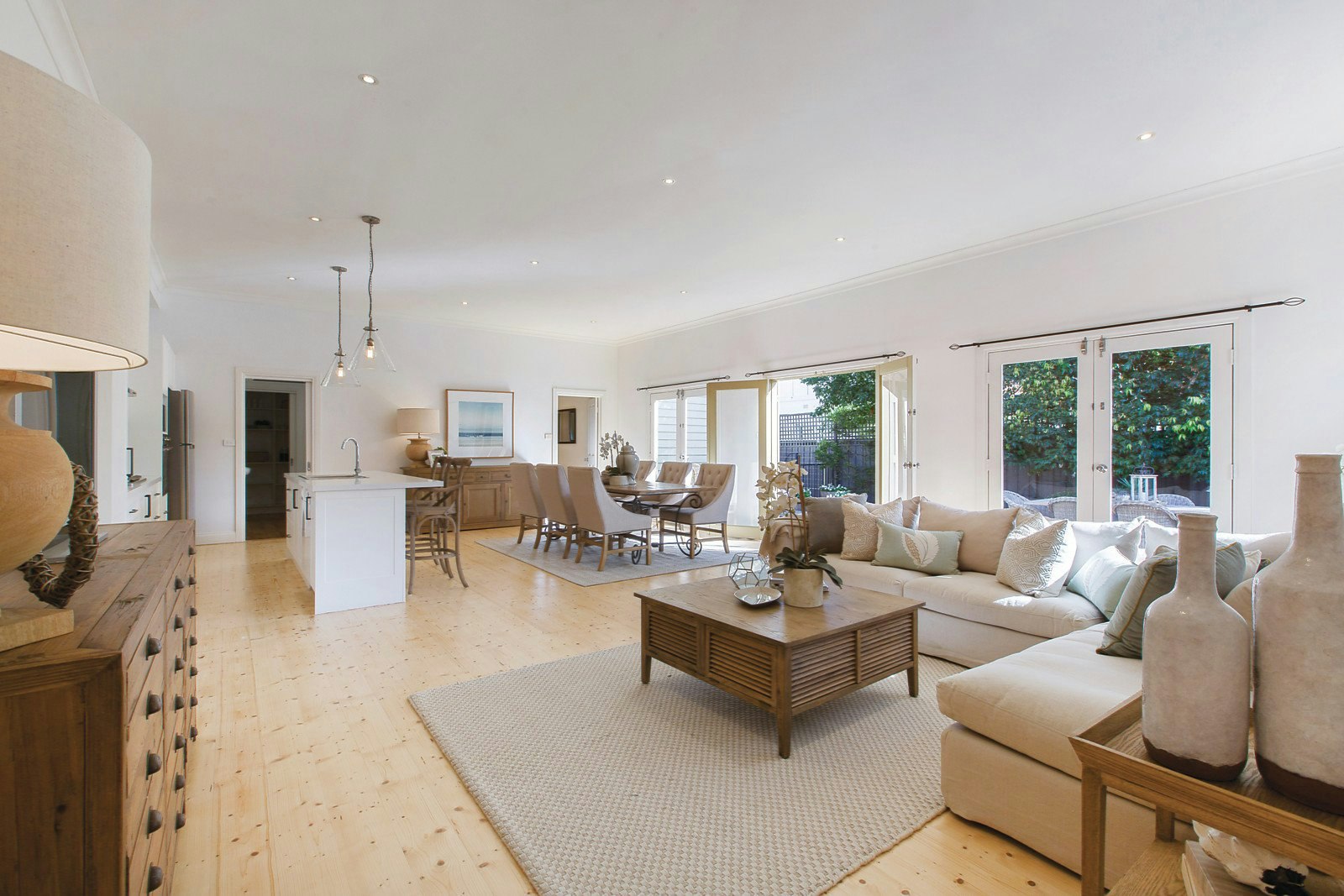 34 Irymple Avenue, Kew East, VIC