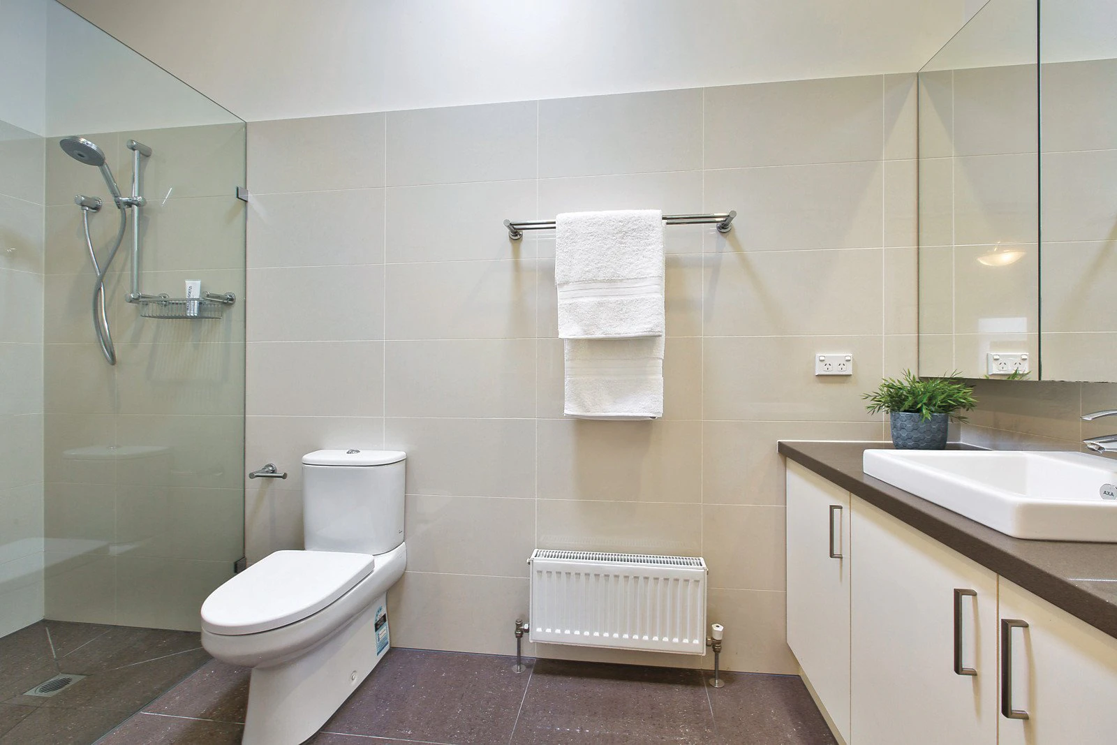 4 Remon Avenue, Camberwell, VIC