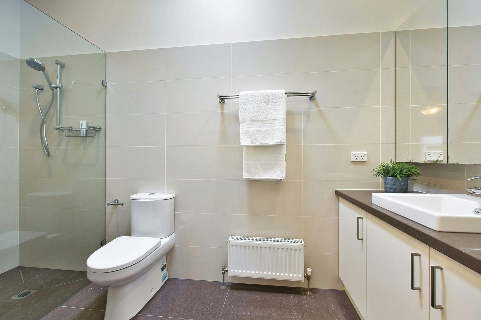 4 Remon Avenue, Camberwell, VIC