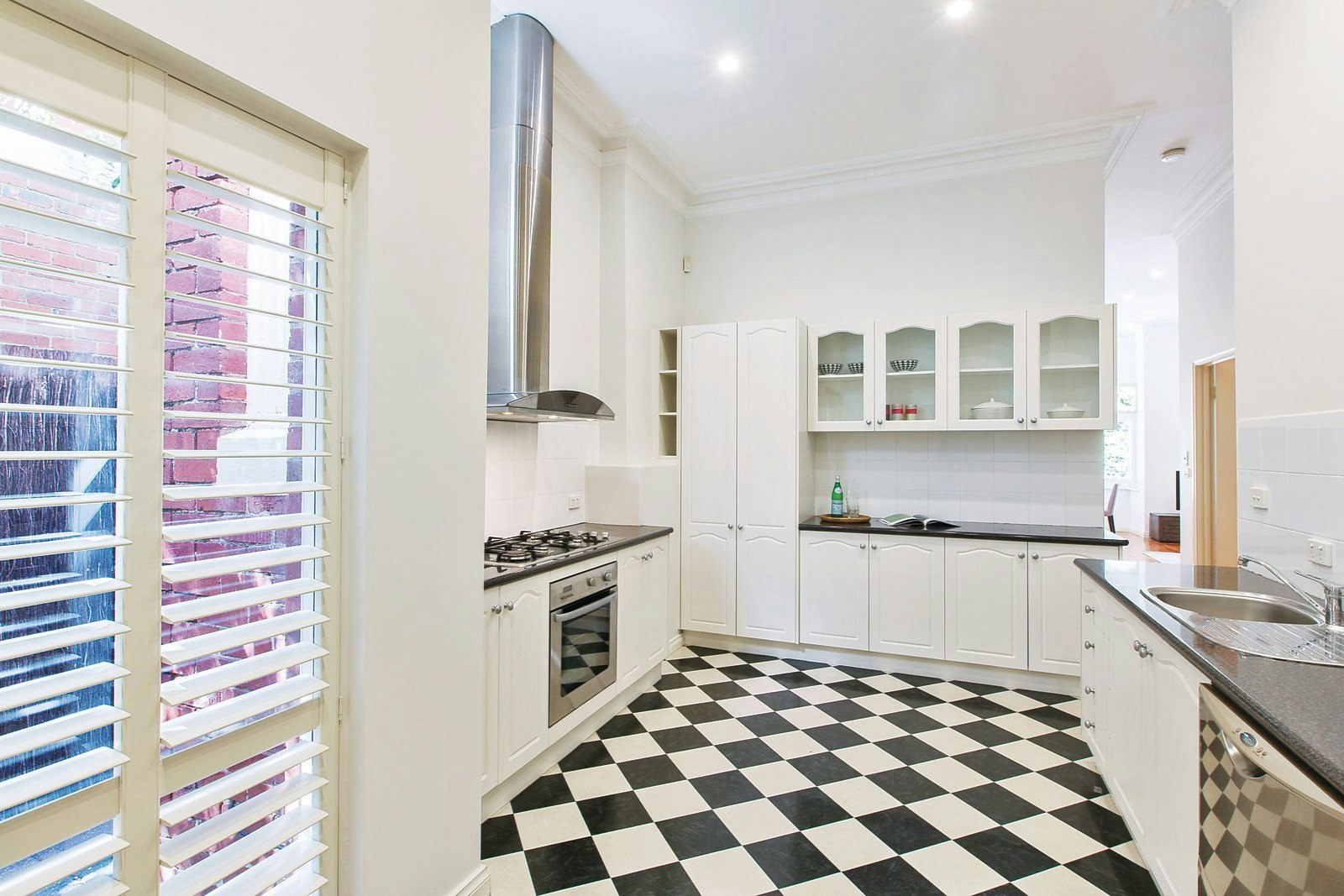 87 Westbury Street, St Kilda East, VIC