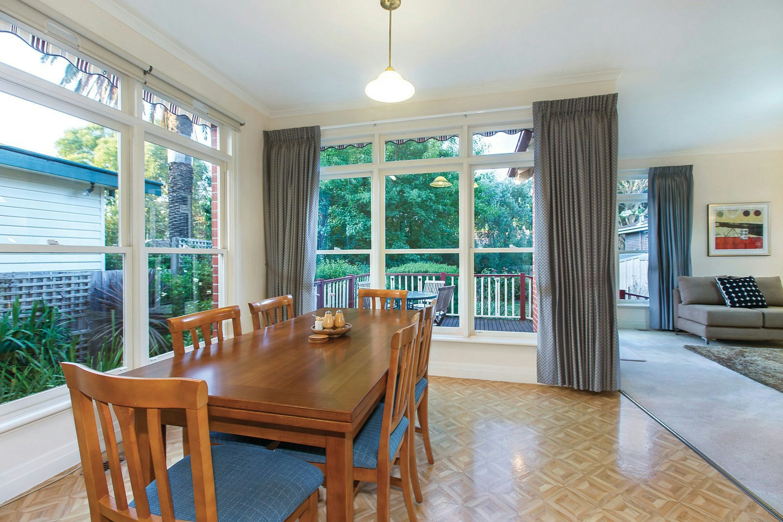 22 Allenby Road, Canterbury, VIC