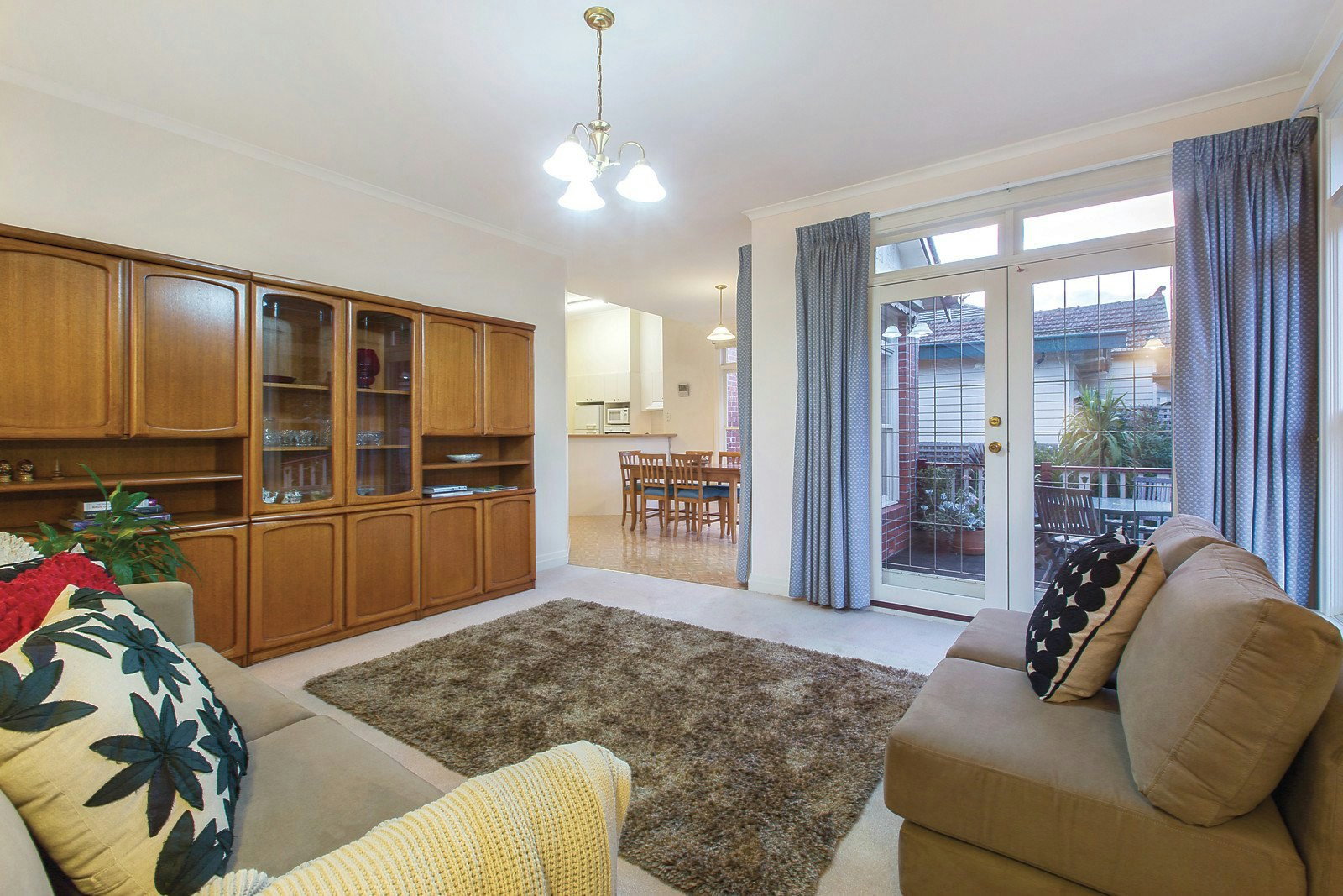 22 Allenby Road, Canterbury, VIC