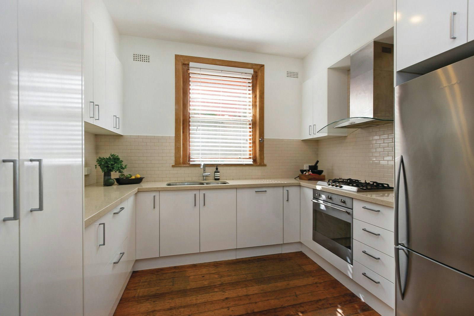 1/160 Carlisle Street, St Kilda, VIC