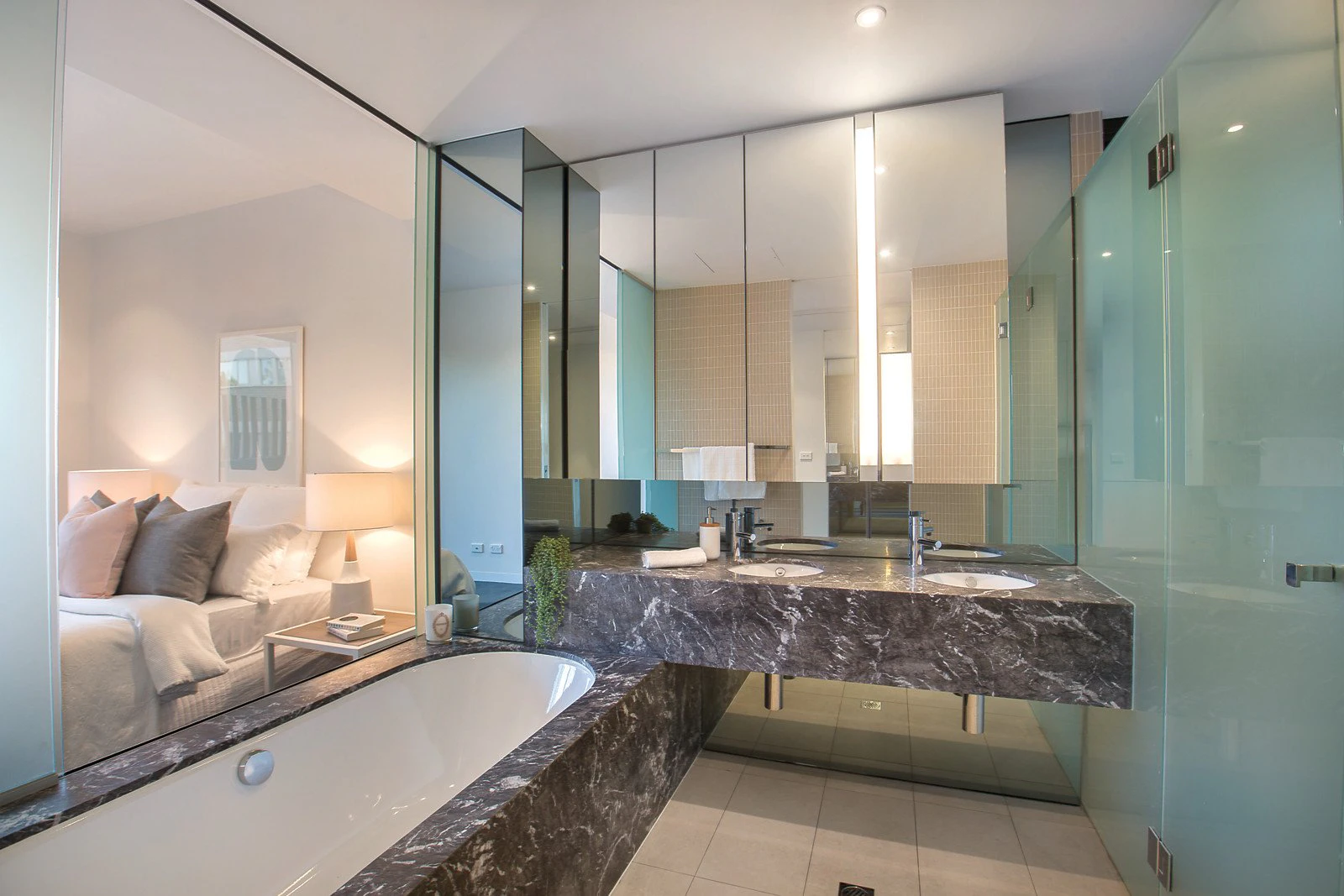 102/30 The Esplanade, St Kilda, VIC