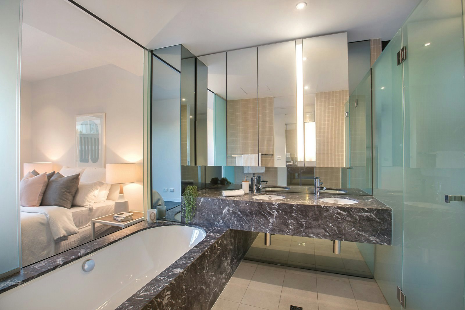 102/30 The Esplanade, St Kilda, VIC