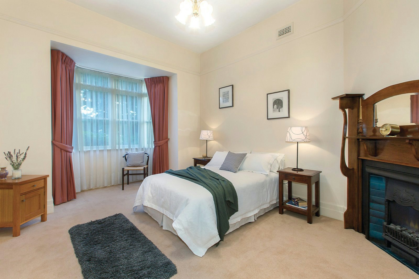 22 Allenby Road, Canterbury, VIC