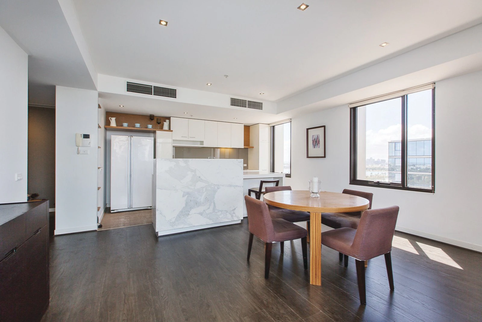 1702/572 St Kilda Road, Melbourne, VIC