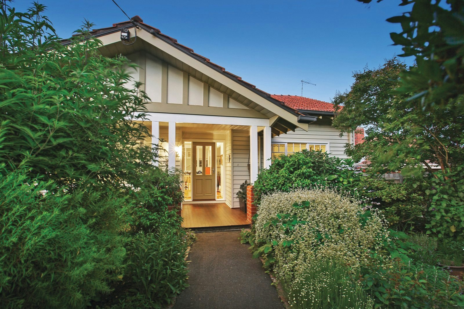 39 St Georges Crescent, Ashburton, VIC