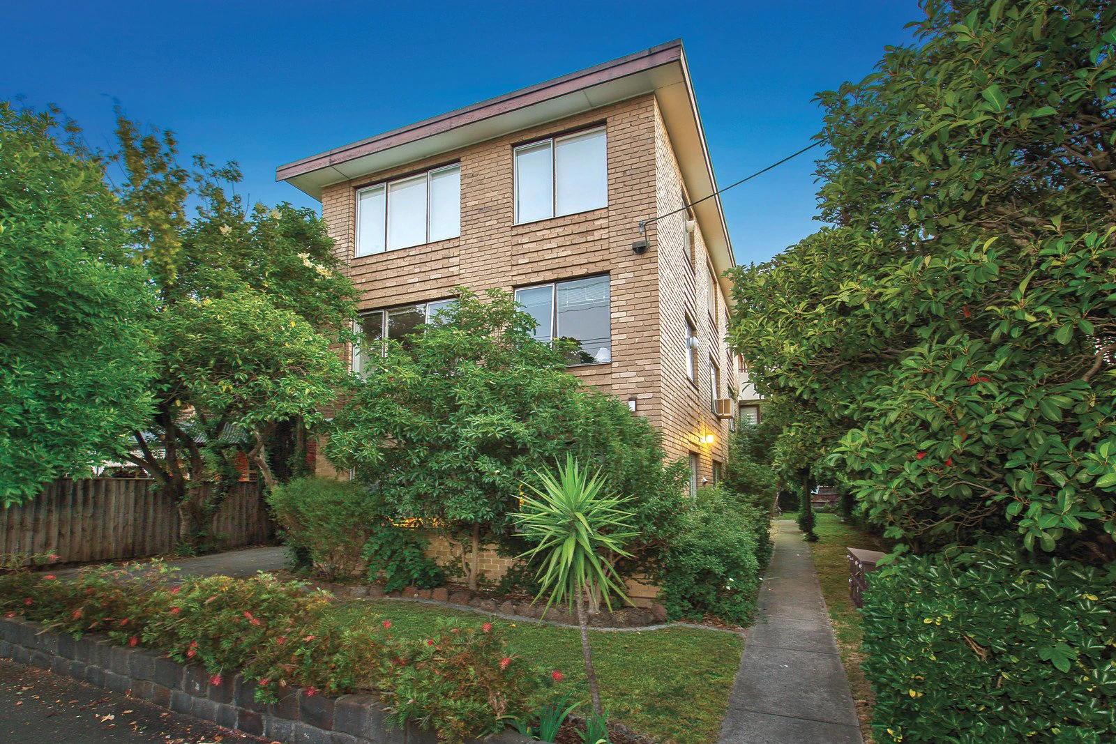 6/10 Wrexham Road, Windsor, VIC