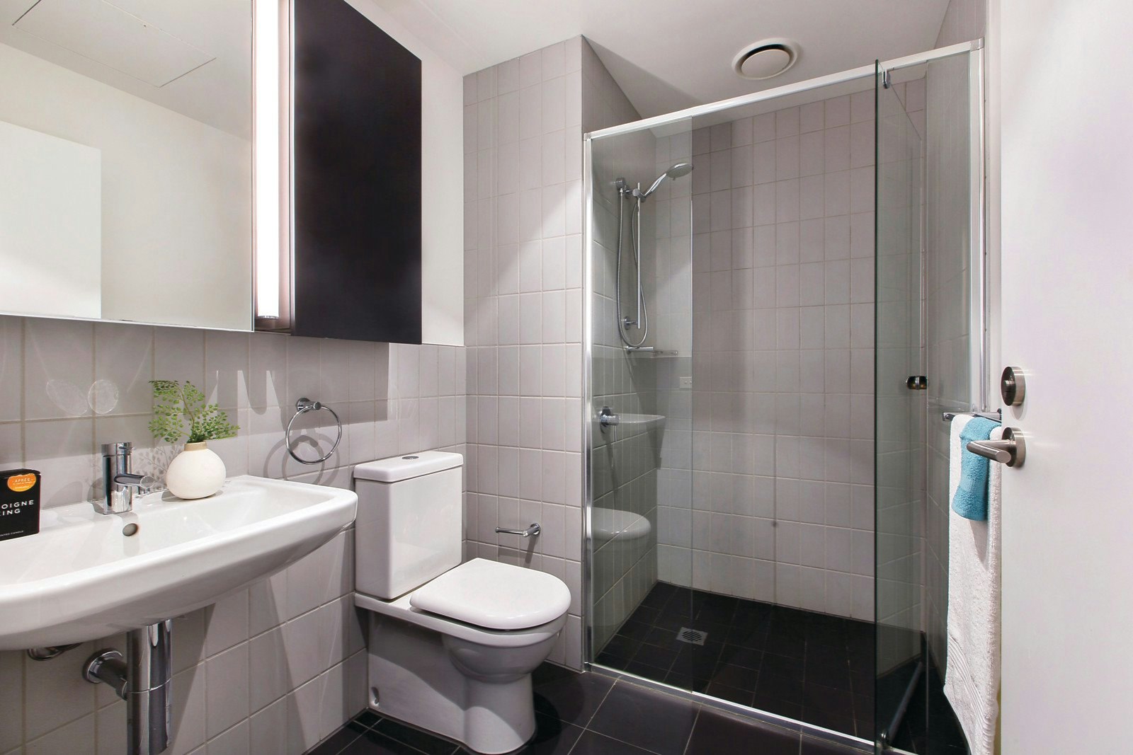 405/1 Kennedy Avenue, Richmond, VIC