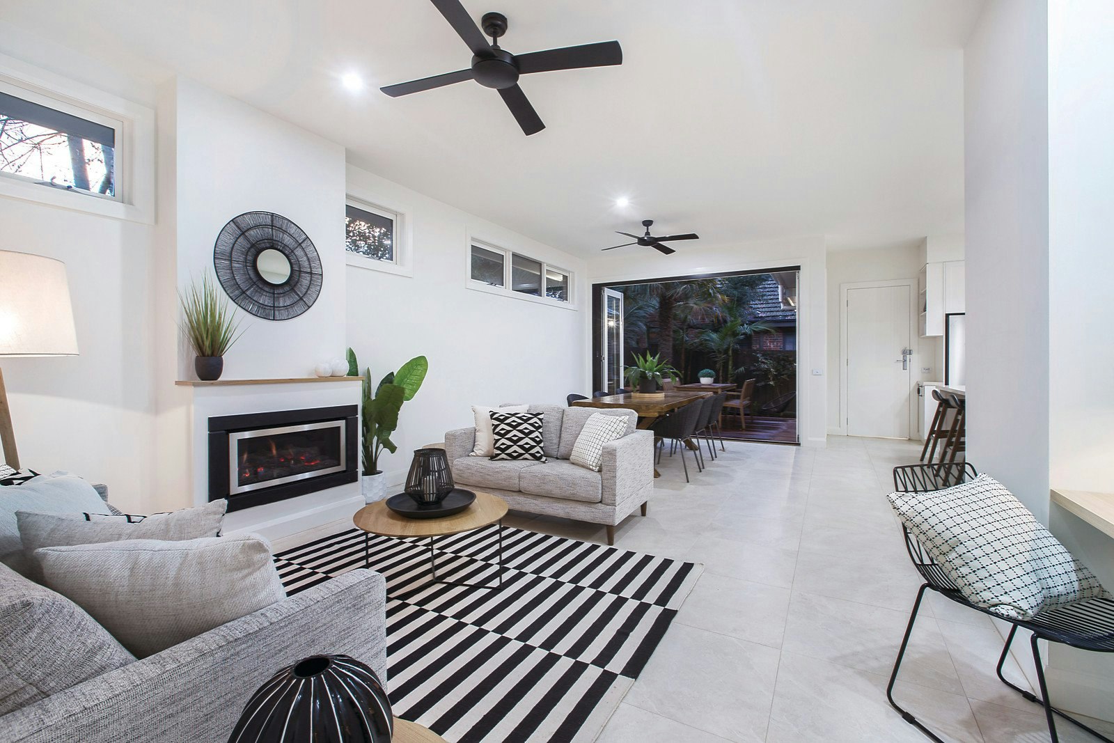 1A Malvern Road, Mont Albert, VIC