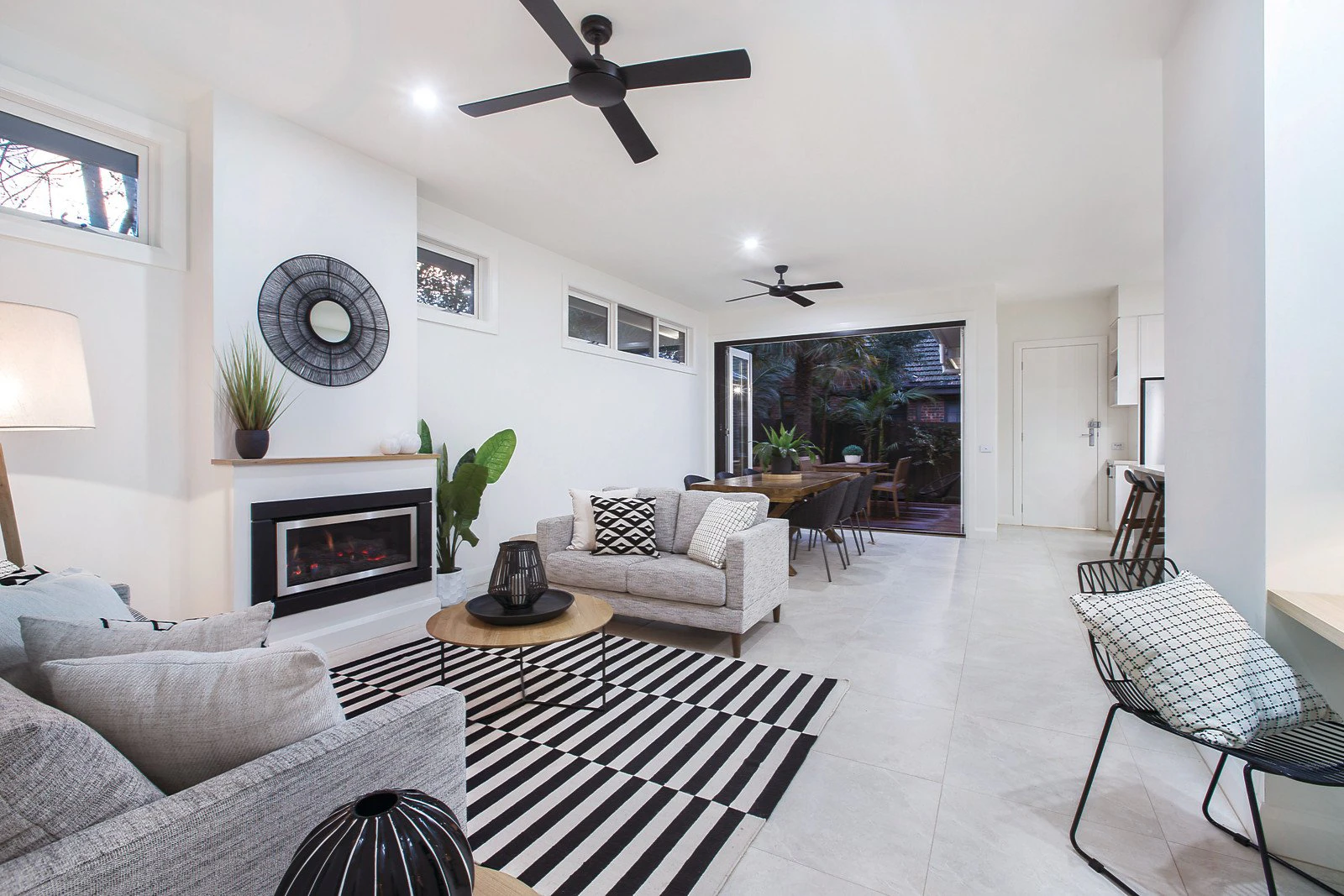 1A Malvern Road, Mont Albert, VIC