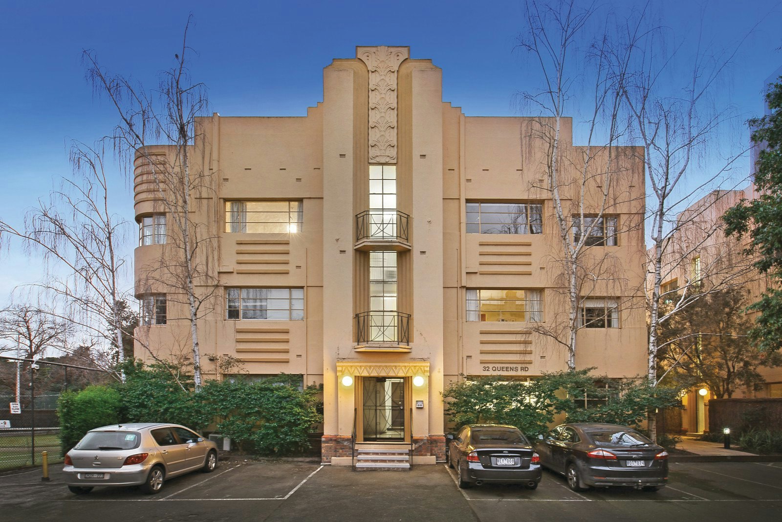 25/32 Queens Road, Melbourne, VIC