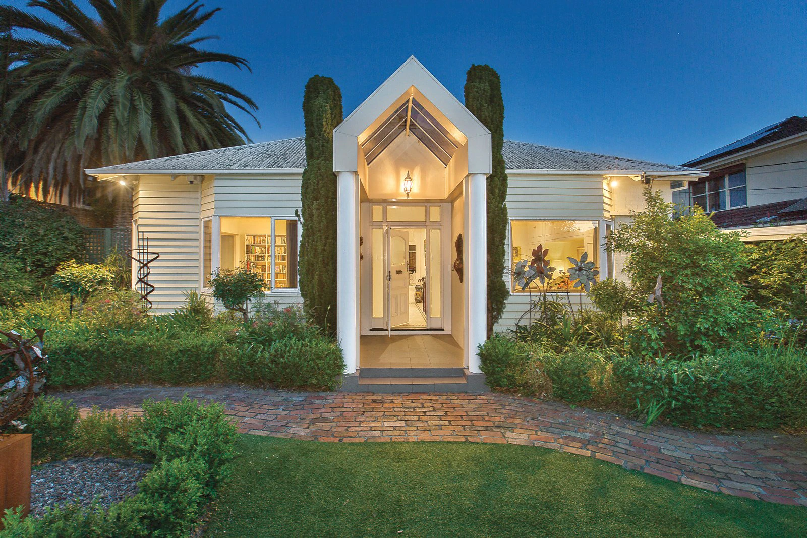 70 Roslyn Street, Brighton, VIC