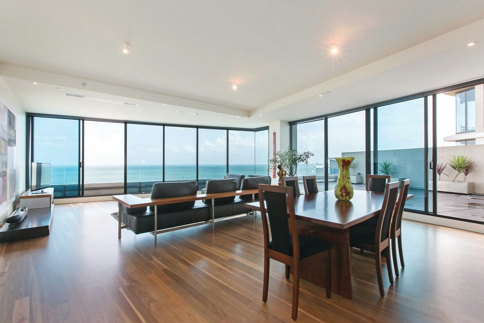 61/85 Rouse Street, Port Melbourne, VIC