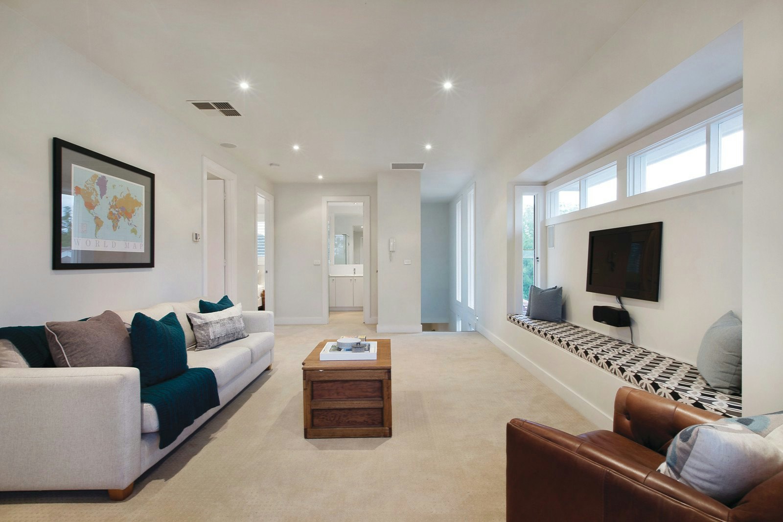 8 Lagnicourt Street, Hampton, VIC