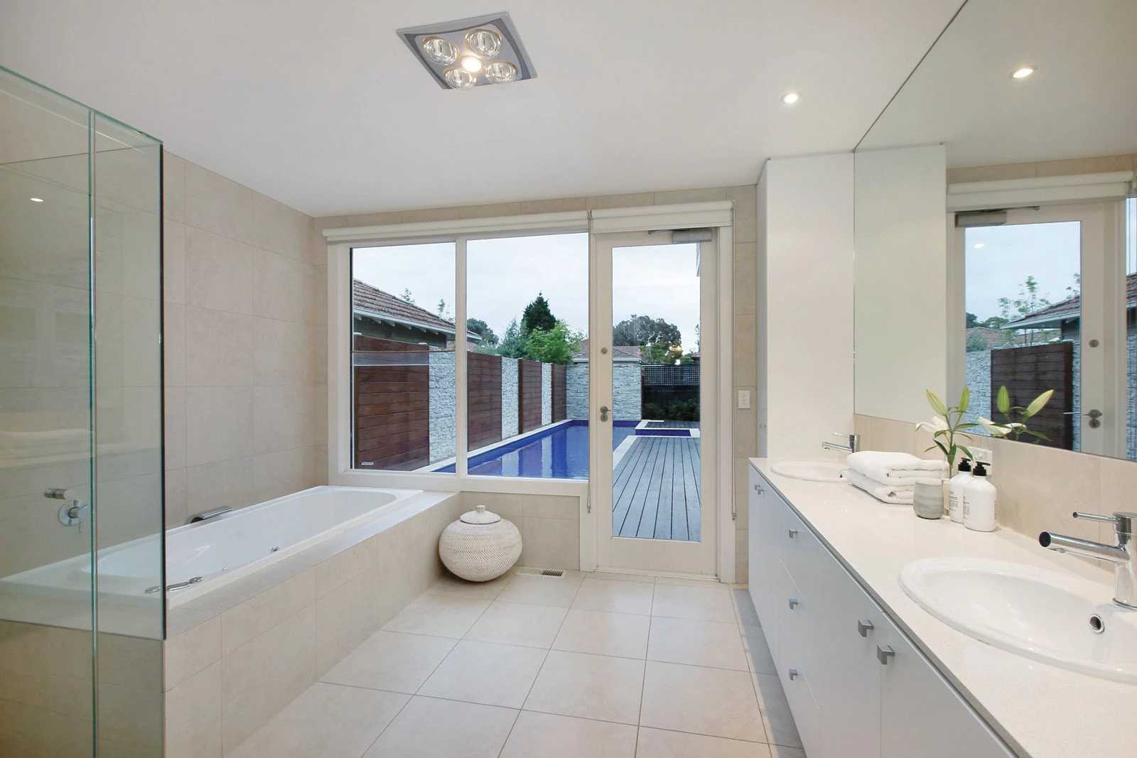 8 Lagnicourt Street, Hampton, VIC