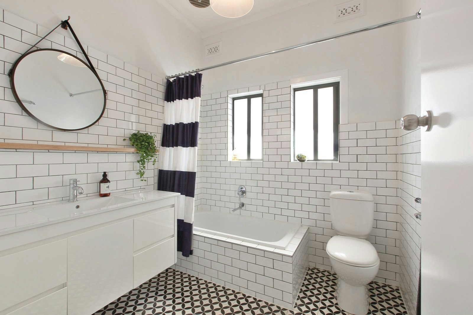 22 Ellison Street, Malvern East, VIC