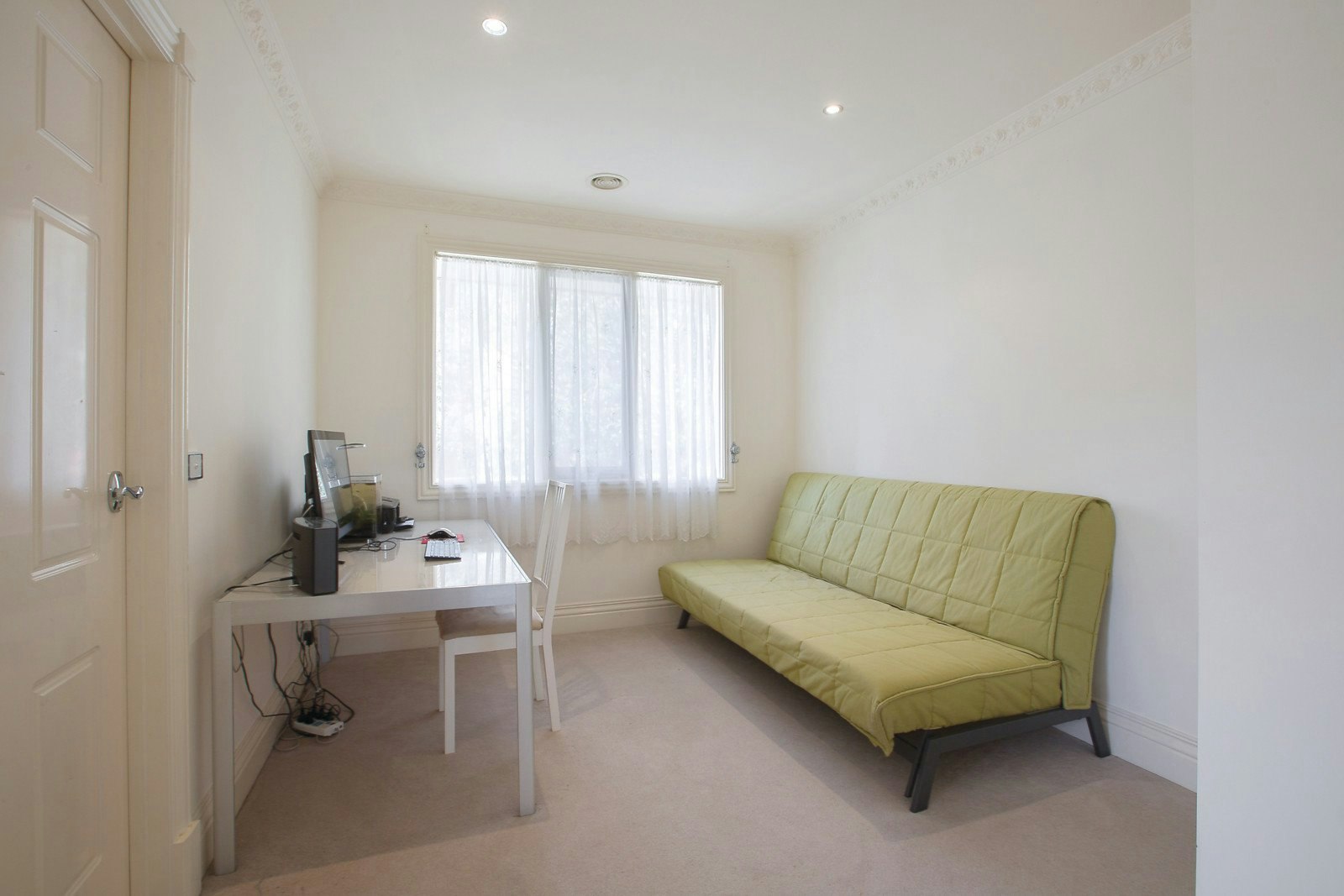 8 Rose Avenue, Surrey Hills, VIC