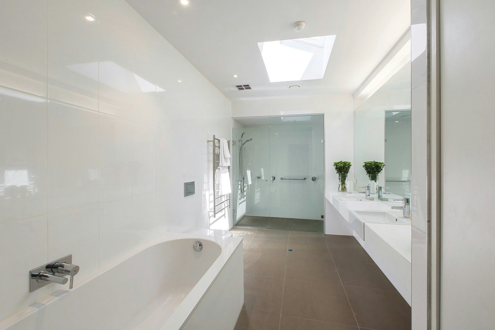 23 Flowerdale Road, Glen Iris, VIC