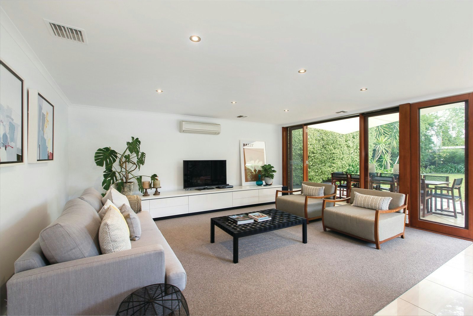 27 Arnold Road, Brighton East, VIC