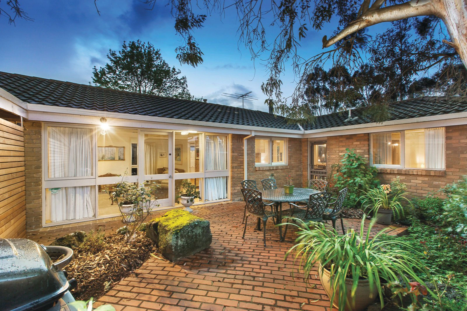 1 Valda Avenue, Mont Albert North, VIC