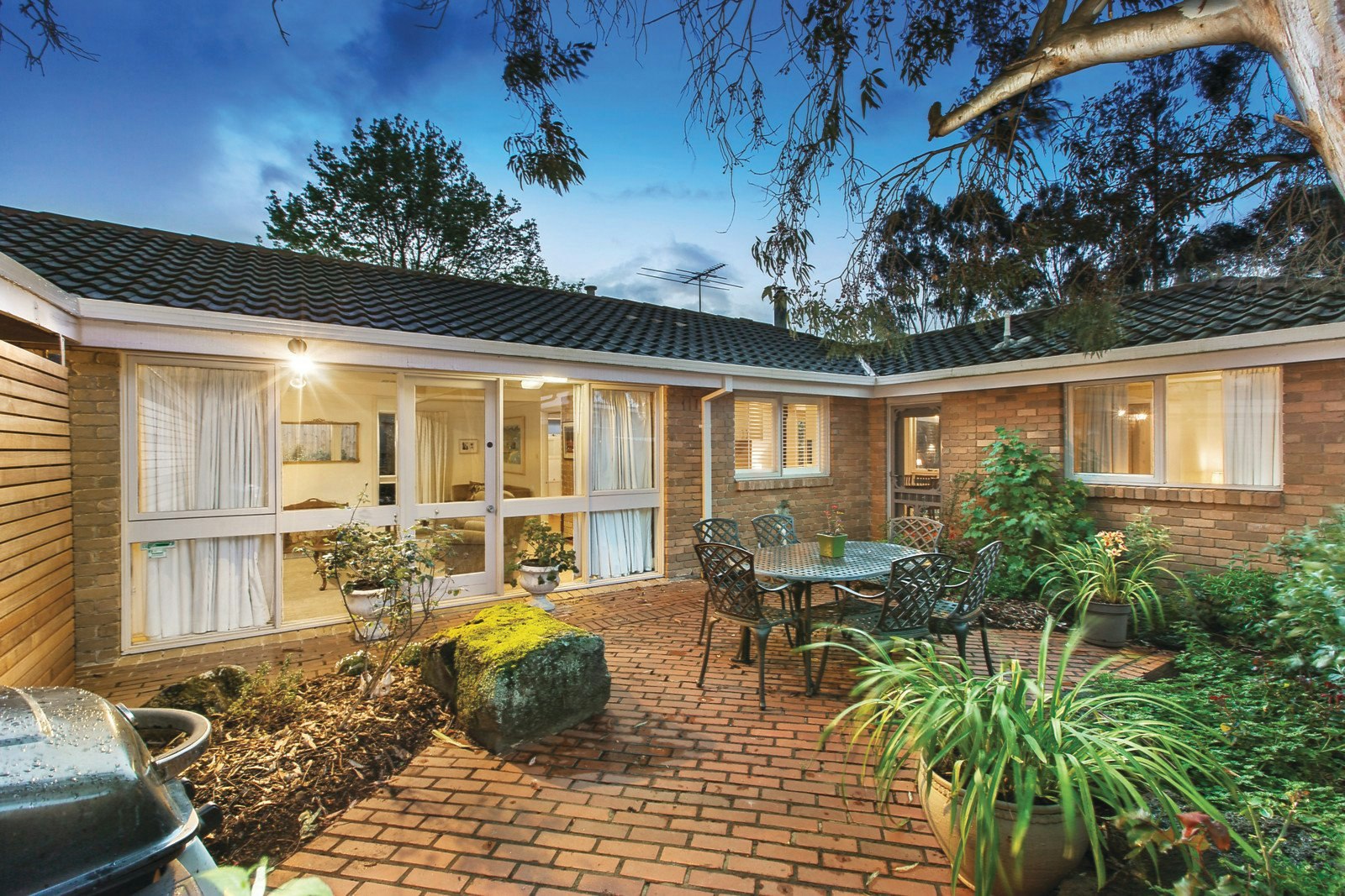 1 Valda Avenue, Mont Albert North, VIC