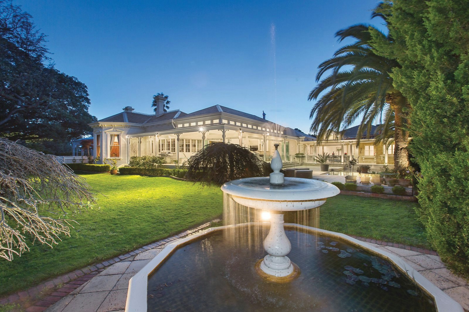 109-111 Park Road, Cheltenham, VIC