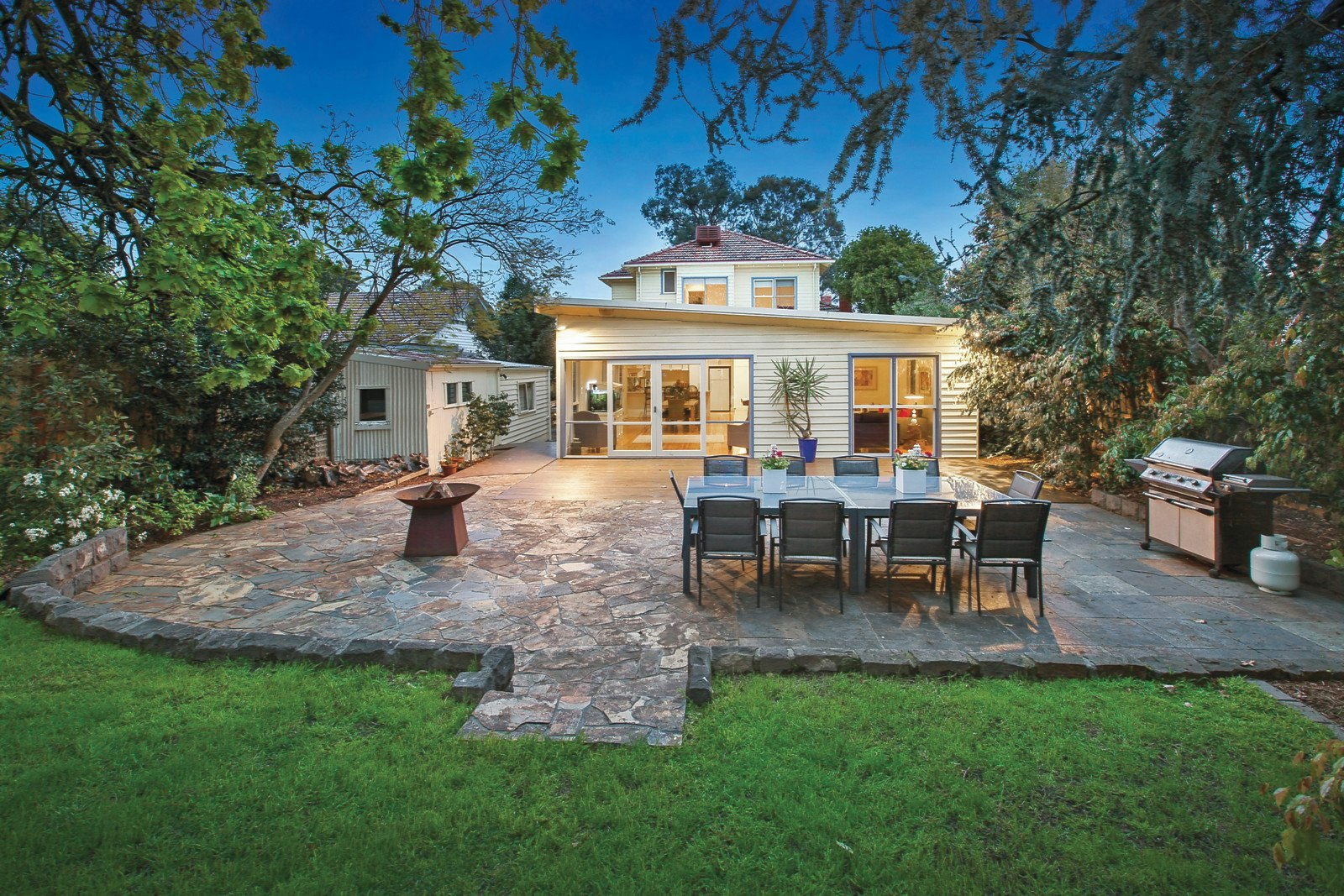 13 Grandview Avenue, Glen Iris, VIC