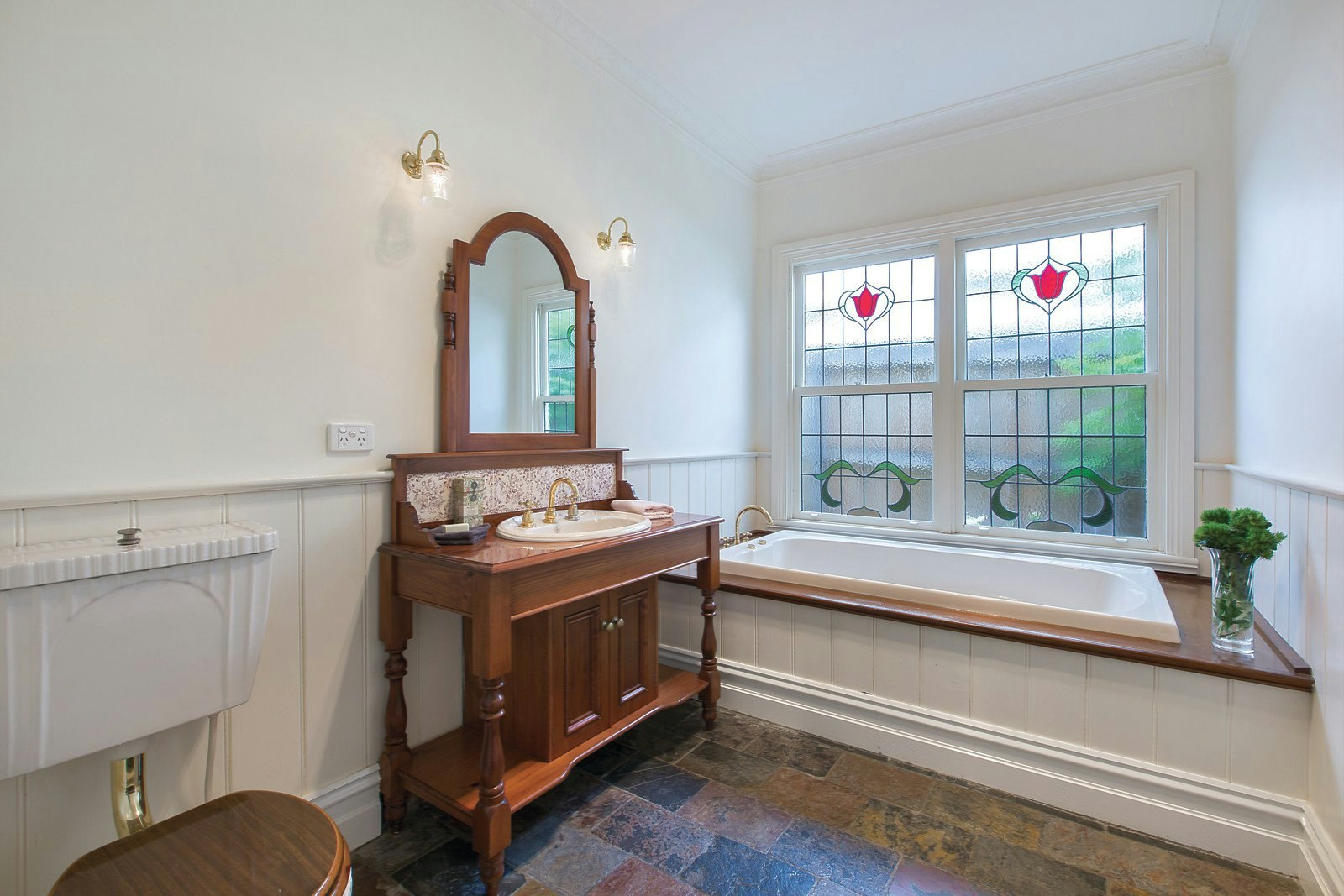 24 Hastings Road, Hawthorn East, VIC