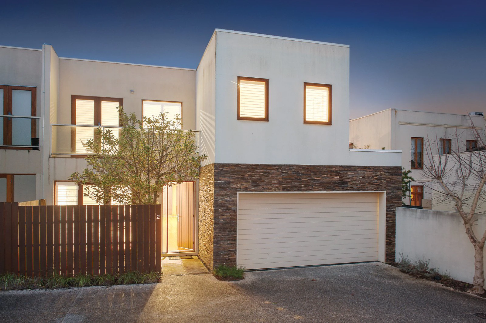 2/292 Tooronga Road, Glen Iris, VIC