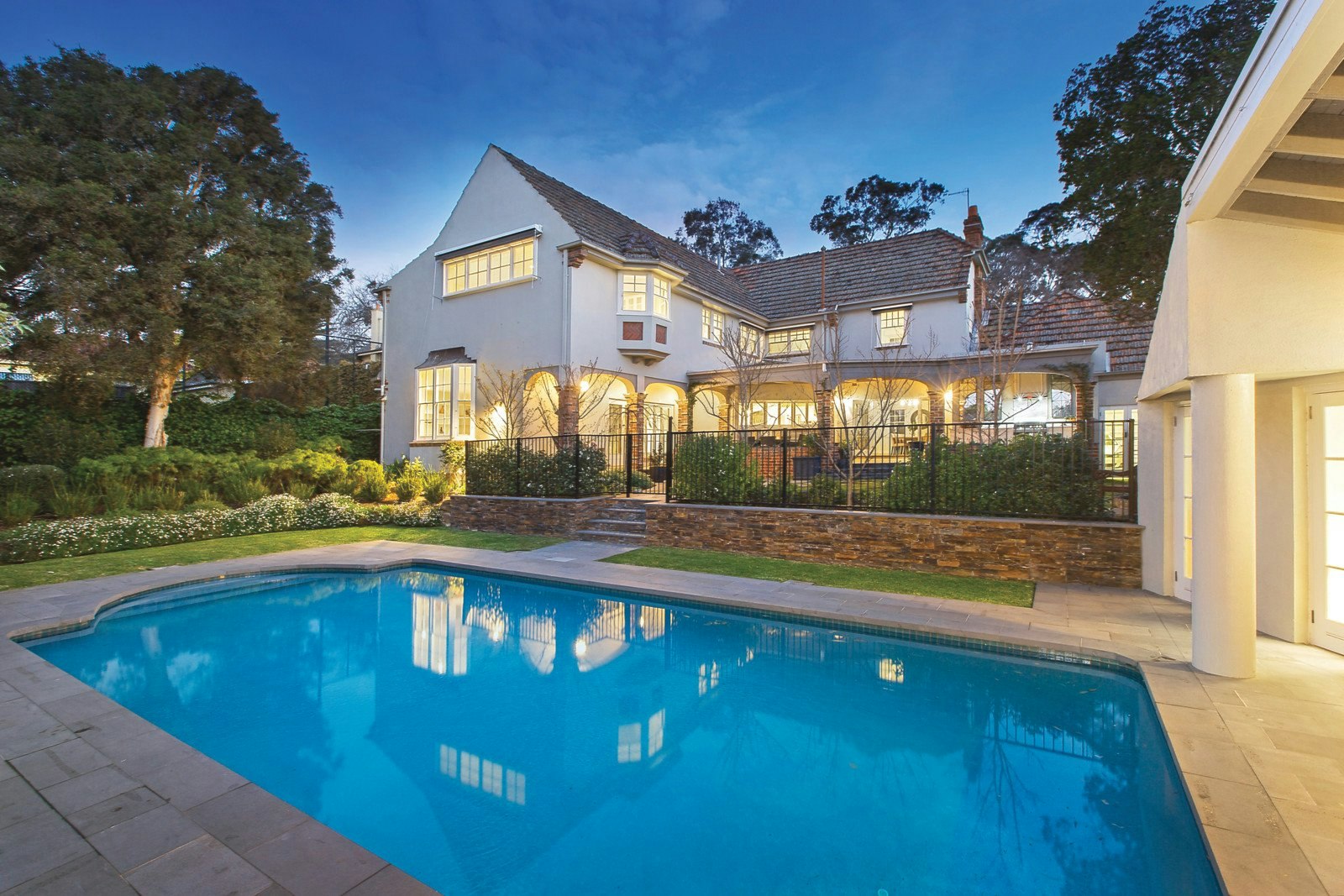 9 Chatfield Avenue, Deepdene, VIC