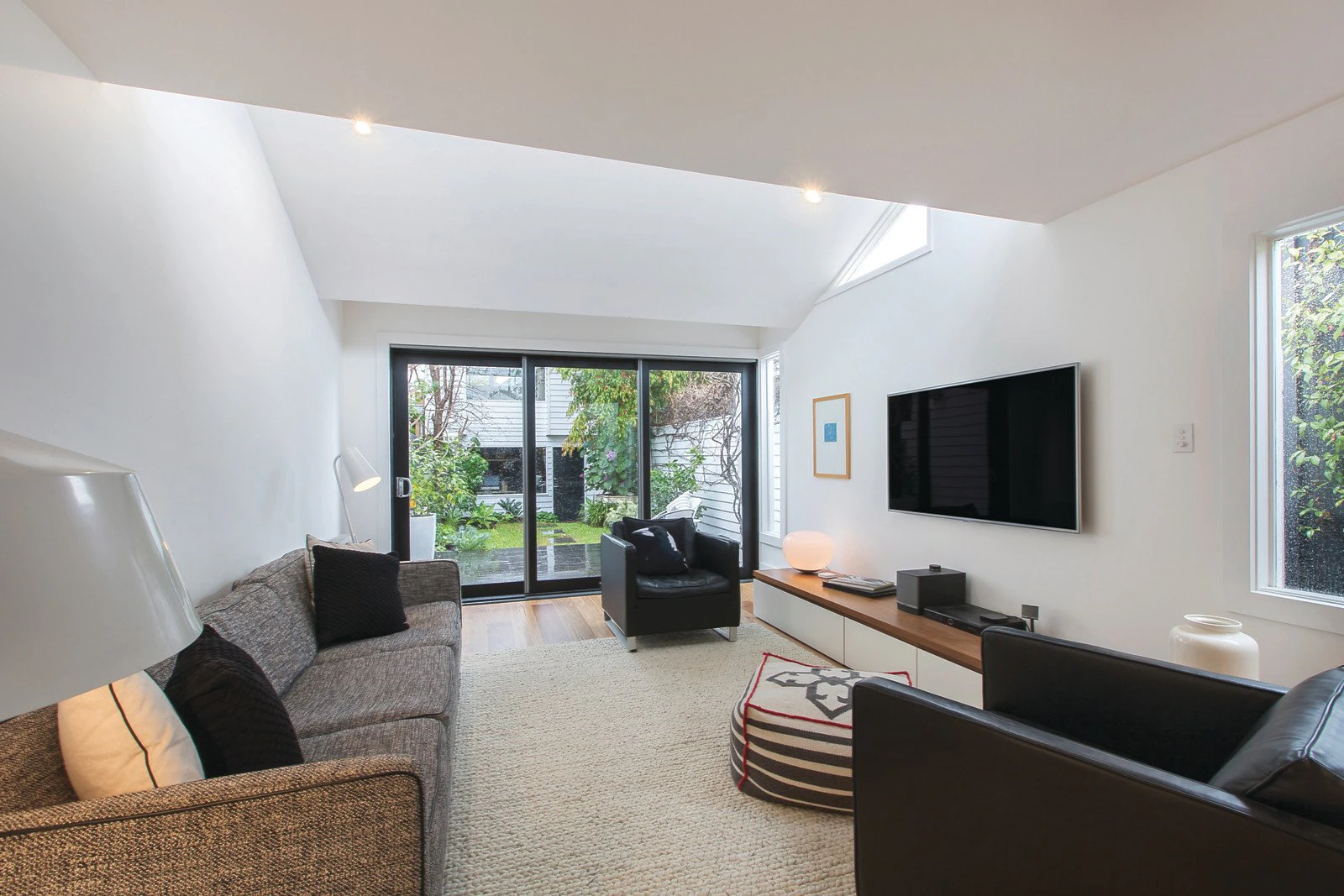23 Mountain Street, South Melbourne, VIC