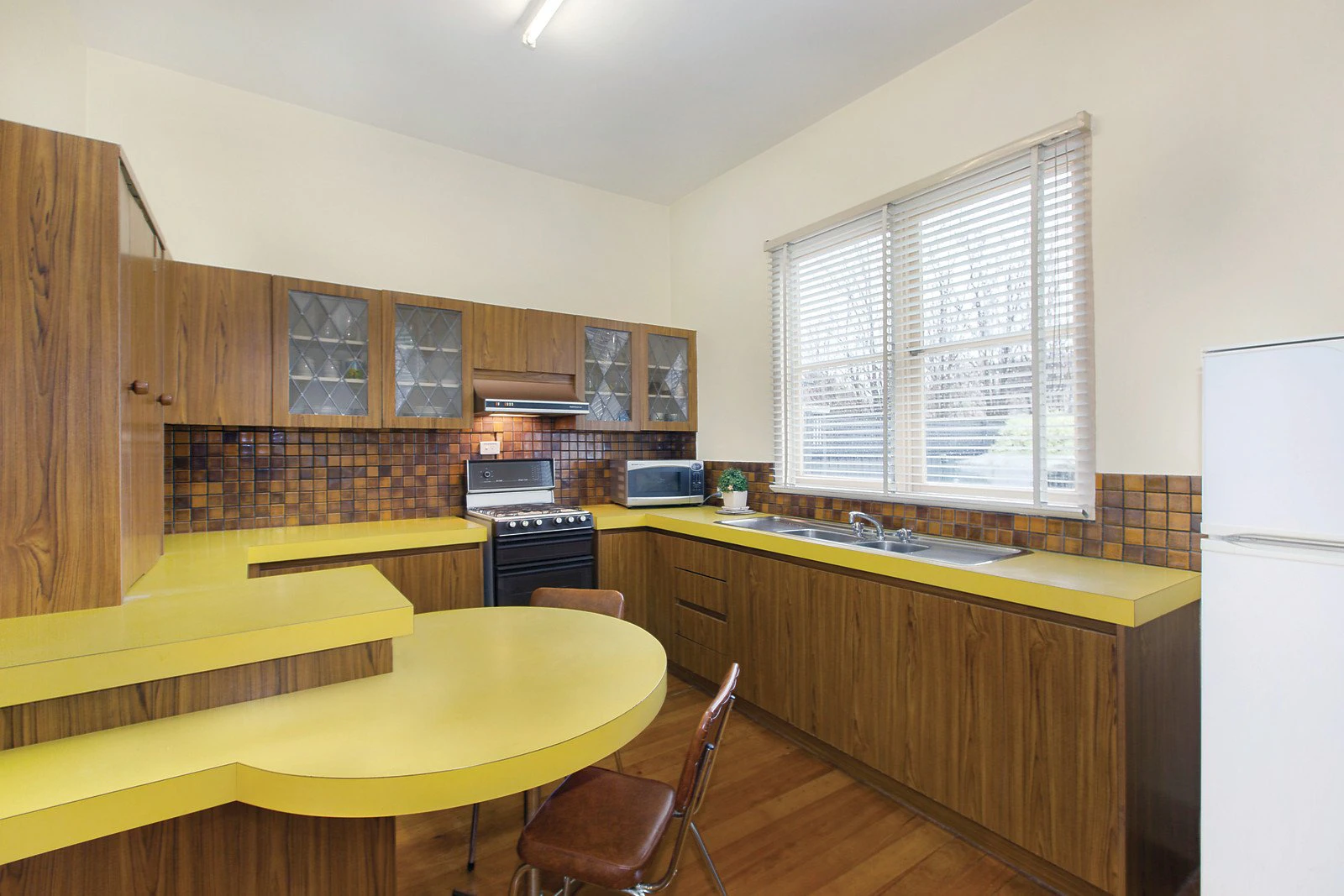 6 Ellis Road, Glen Iris, VIC