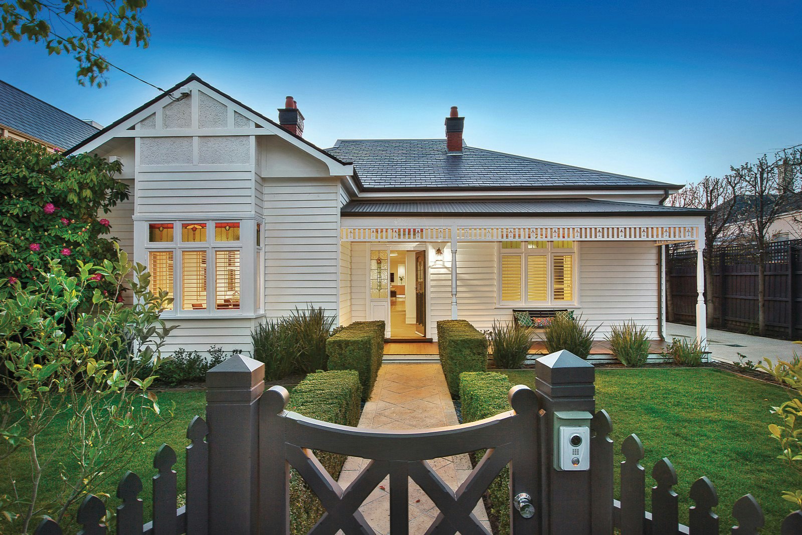 57 Alexandra Avenue, Canterbury, VIC