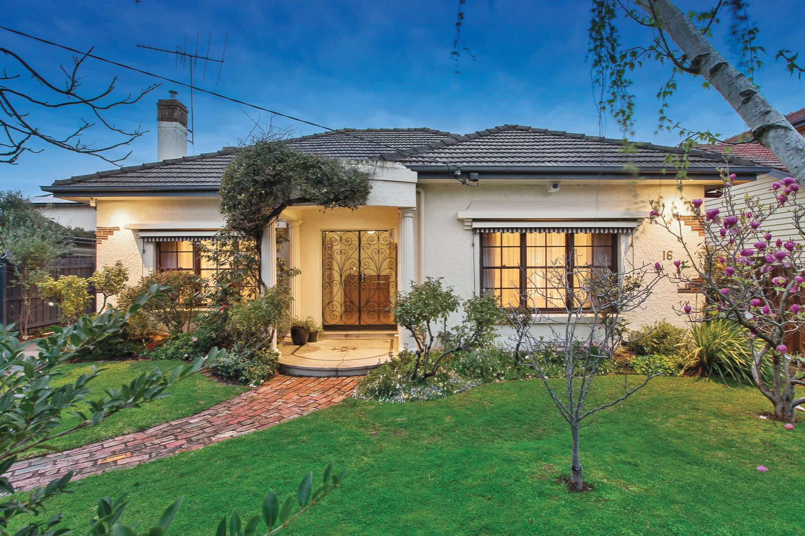 16 Sherwood Street, Ormond, VIC