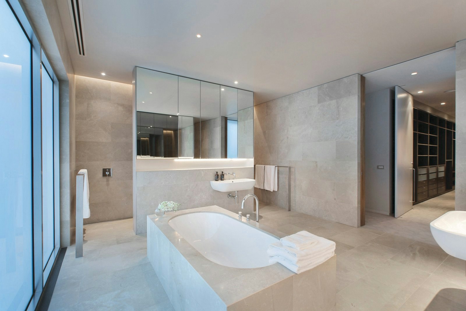 28 Marine Parade, St Kilda, VIC