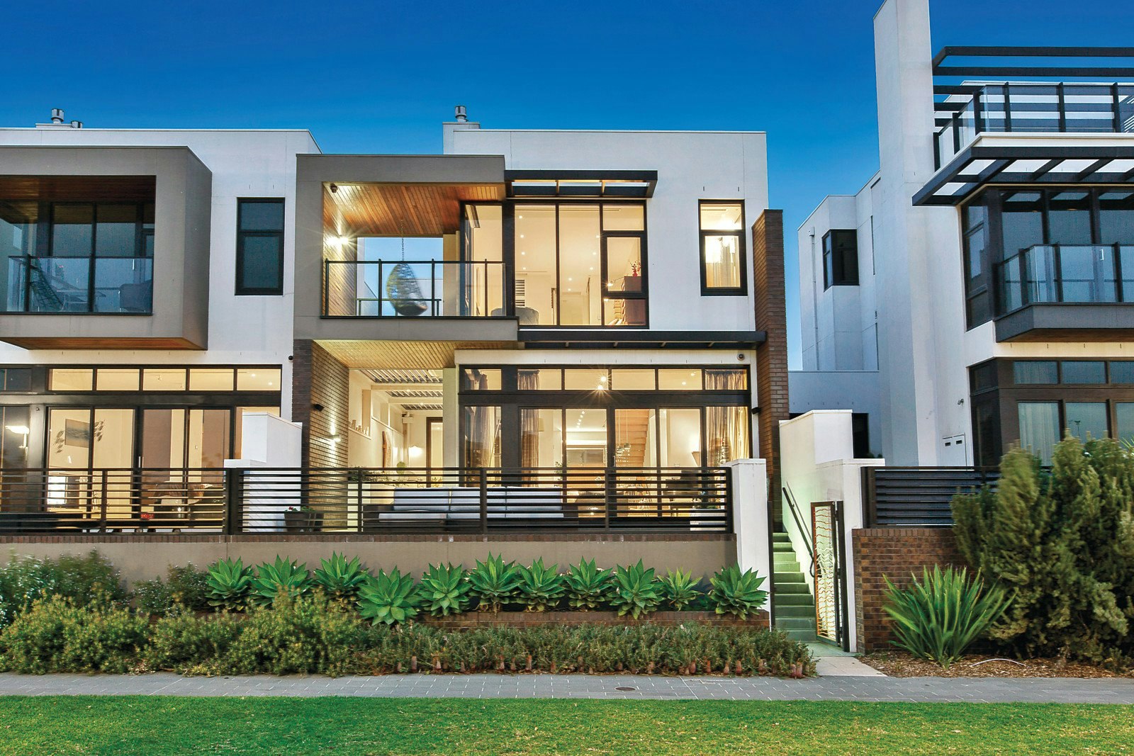 58 South Wharf Drive, Docklands, VIC