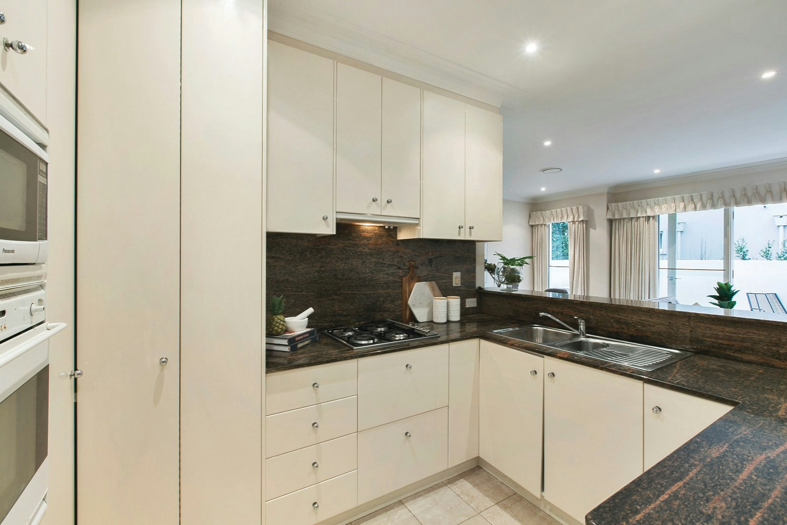 7/391 Toorak Road, South Yarra, VIC