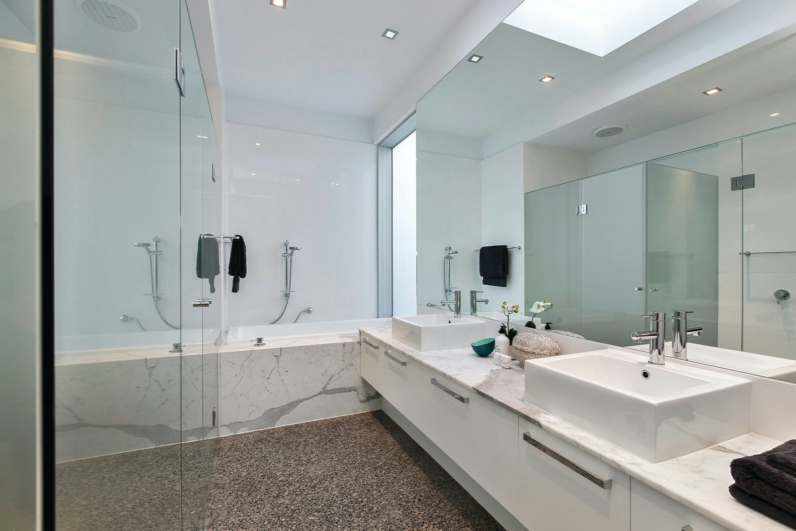 2/66 Well Street, Brighton, VIC